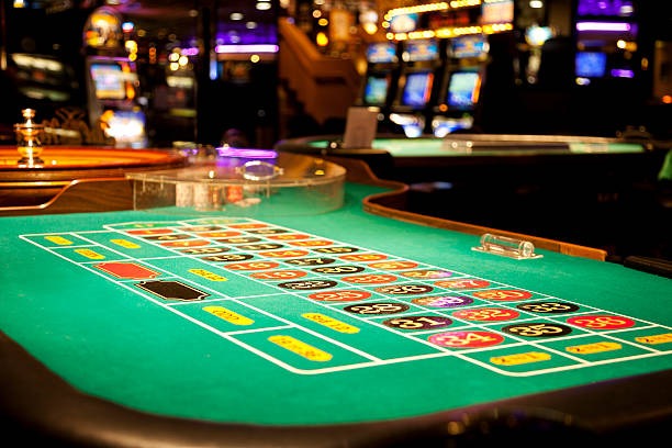 slot sultankoin99 virtual sports on mobile phone showing live virtual football match